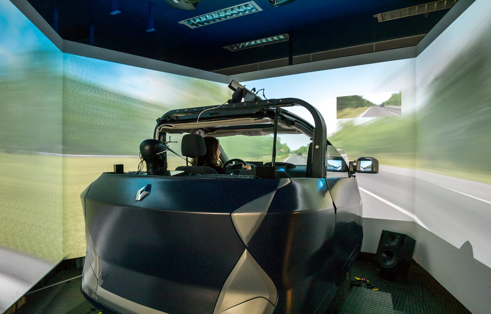 FEATURE: A devenit siguranța auto dependentă de software? - Poza 32