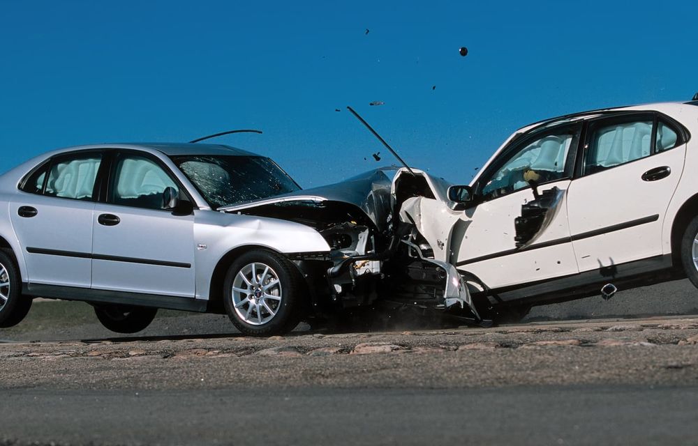 FEATURE: A devenit siguranța auto dependentă de software? - Poza 2