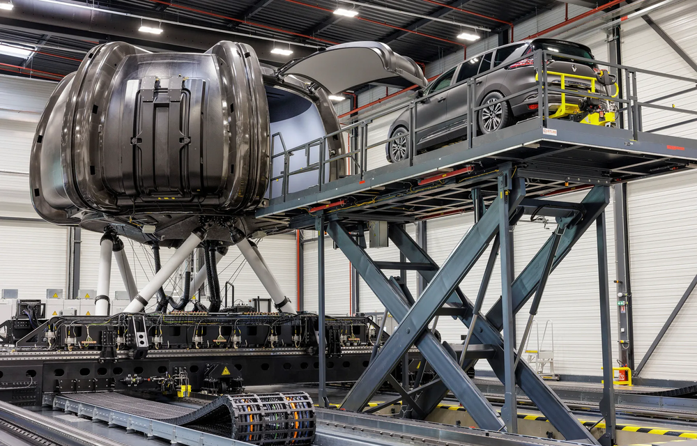 FEATURE: A devenit siguranța auto dependentă de software? - Poza 1