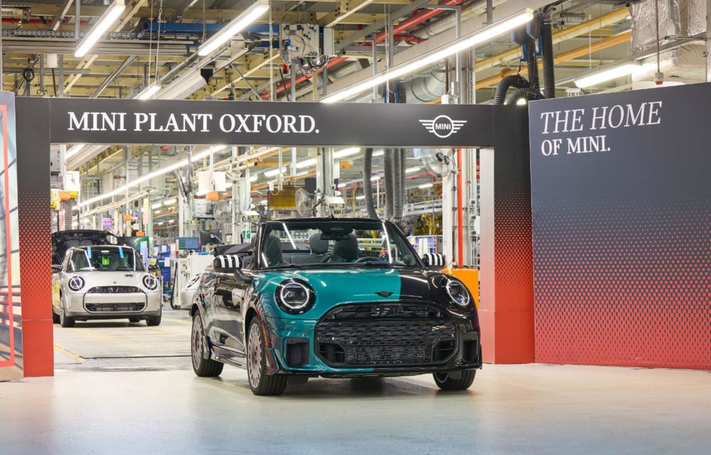 Mini a creat un exemplar unicat al lui Cooper JCW Convertible pentru un client din SUA - Poza 5 Mini a creat un exemplar unicat al lui Cooper JCW Convertible pentru un client din SUA - Poza 5