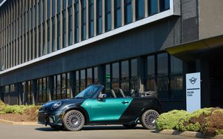 Mini a creat un exemplar unicat al lui Cooper JCW Convertible pentru un client din SUA