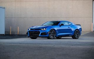 Chevrolet Camaro ar putea reveni sub forma unui sedan Chevrolet Camaro ar putea reveni sub forma unui sedan