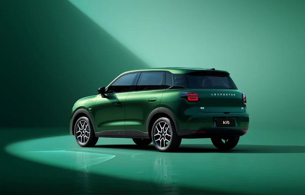 Ce se mai lansează în alte părți: Leapmotor prezintă noul A10 în China - Poza 3