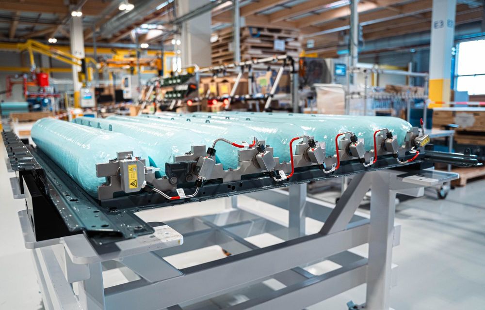 Noi informații despre viitorul BMW X5 alimentat cu hidrogen: 750 km autonomie - Poza 2