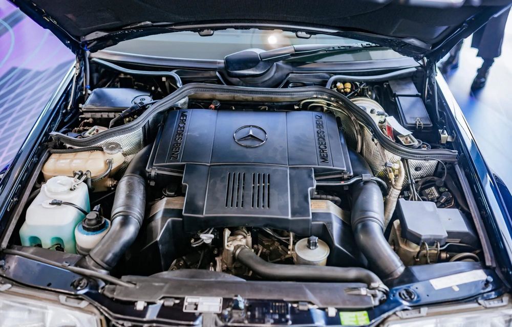 Piesă de muzeu: ultimul Mercedes-Benz E 500 este expus la muzeul mărcii germane - Poza 7 Piesă de muzeu: ultimul Mercedes-Benz E 500 este expus la muzeul mărcii germane - Poza 7
