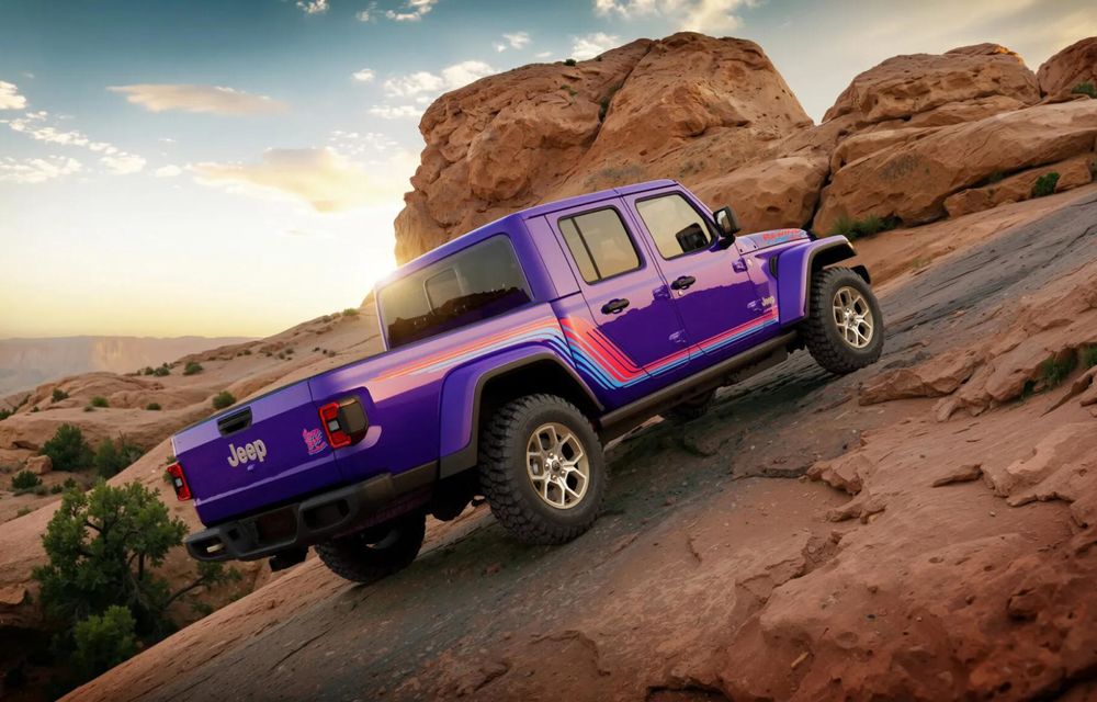 Jeep lansează ediția Rewind: Wrangler și Gladiator primesc un design retro - Poza 6