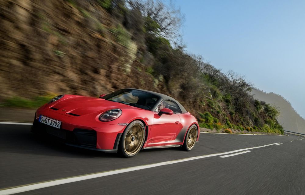 Primul Porsche 911 GT3 decapotabil: motor aspirat natural și transmisie manuală - Poza 2
