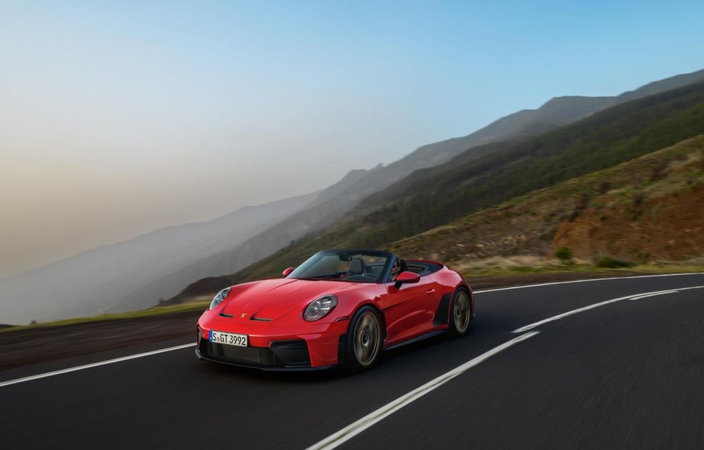 Primul Porsche 911 GT3 decapotabil: motor aspirat natural și transmisie manuală - Poza 3