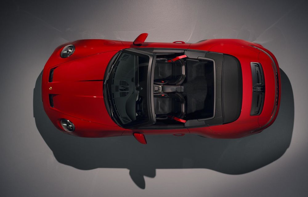 Primul Porsche 911 GT3 decapotabil: motor aspirat natural și transmisie manuală - Poza 13