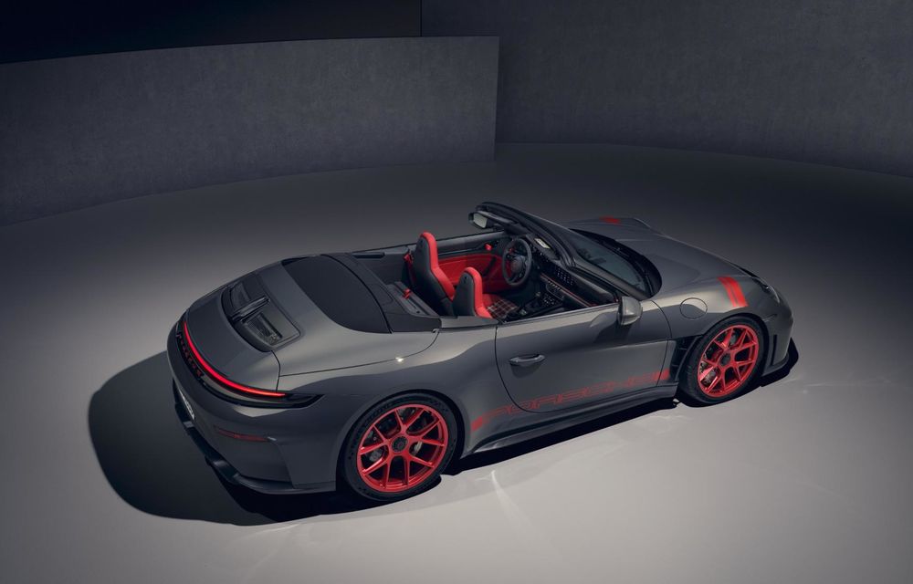 Primul Porsche 911 GT3 decapotabil: motor aspirat natural și transmisie manuală - Poza 14