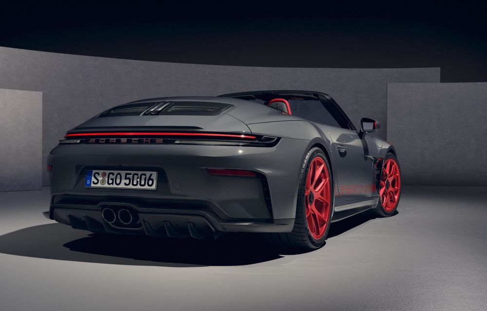 Primul Porsche 911 GT3 decapotabil: motor aspirat natural și transmisie manuală - Poza 15