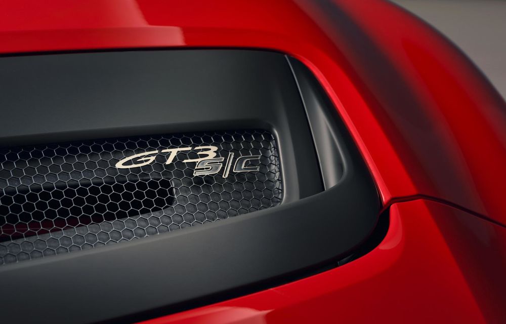 Primul Porsche 911 GT3 decapotabil: motor aspirat natural și transmisie manuală - Poza 16