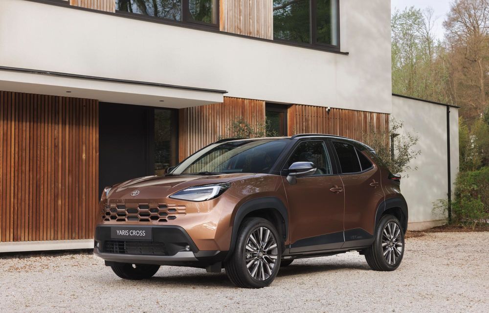 Noua Toyota Yaris Cross facelift: design revizuit și culori noi - Poza 2