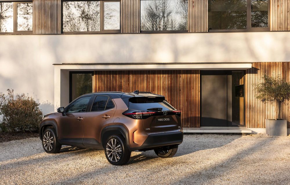 Noua Toyota Yaris Cross facelift: design revizuit și culori noi - Poza 8