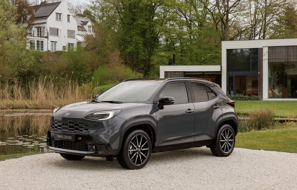 Noua Toyota Yaris Cross facelift: design revizuit și culori noi - Poza 26