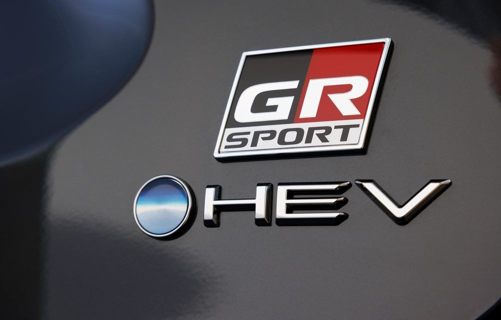 Noua Toyota Yaris Cross facelift: design revizuit și culori noi - Poza 35