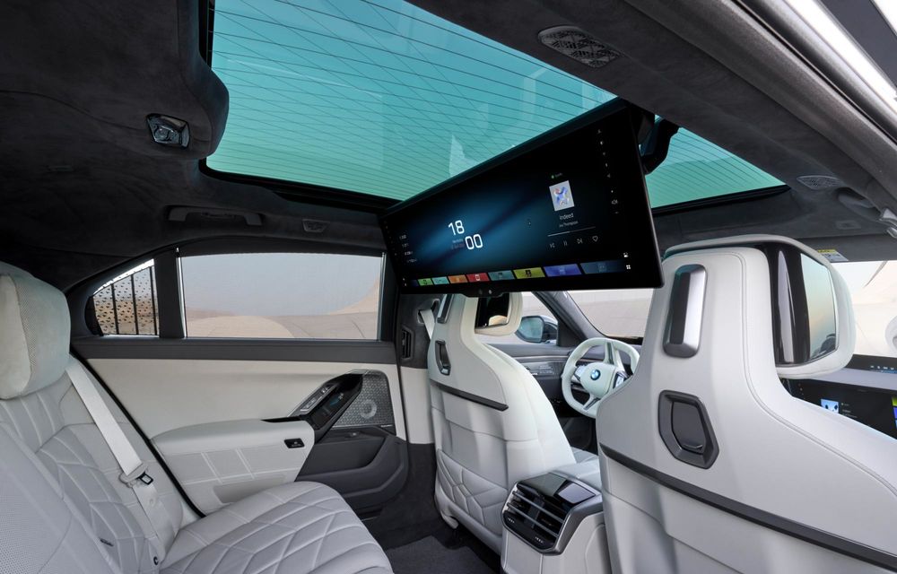 Noul BMW Seria 7 facelift: ecran pentru pasager și 727 km autonomie pentru versiunea electrică - Poza 21