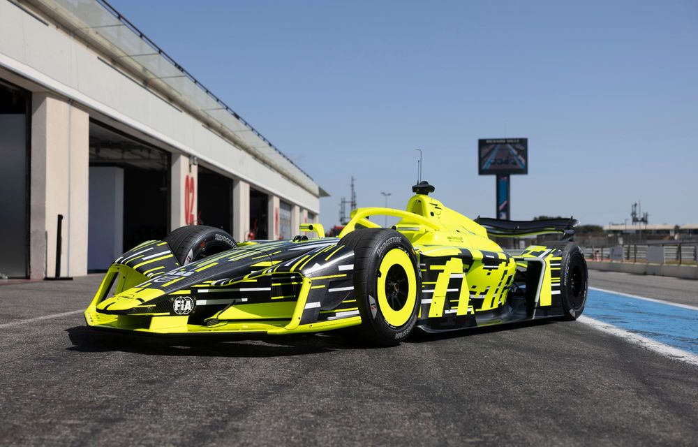 Opel prezintă primul său monopost de Formula E - Poza 3