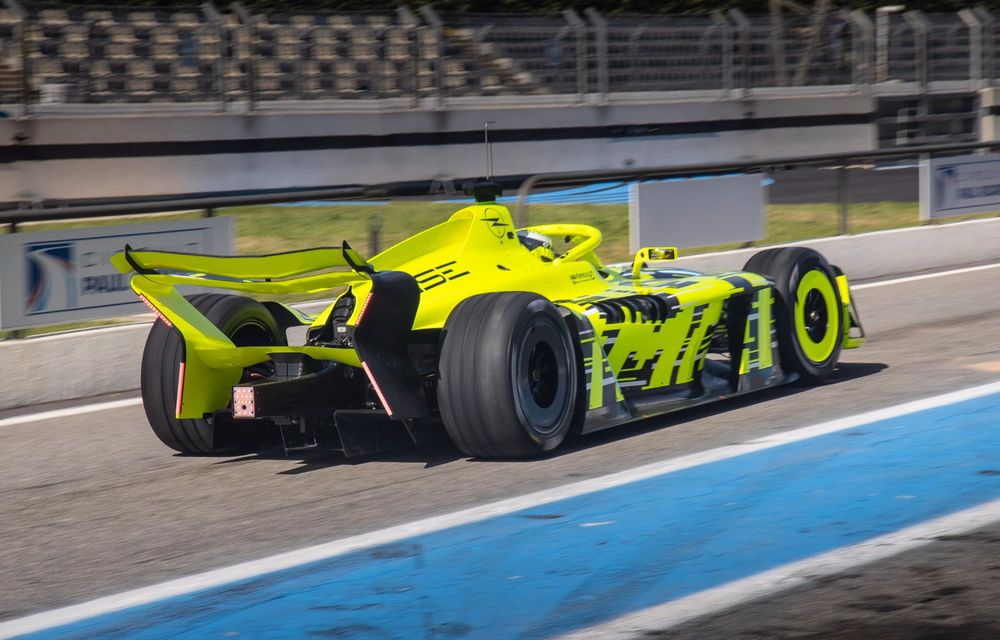 Opel prezintă primul său monopost de Formula E - Poza 5