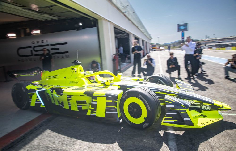 Opel prezintă primul său monopost de Formula E - Poza 19