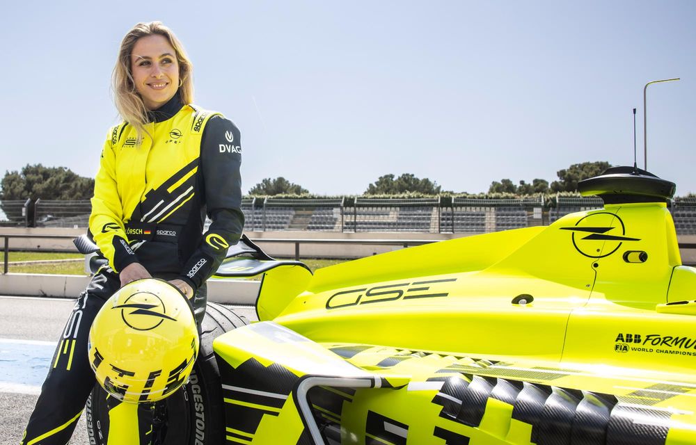 Opel prezintă primul său monopost de Formula E - Poza 20