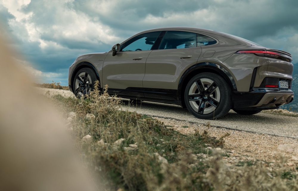 Noul Porsche Cayenne Coupe Electric: până la 1.156 CP și 809 km autonomie - Poza 8