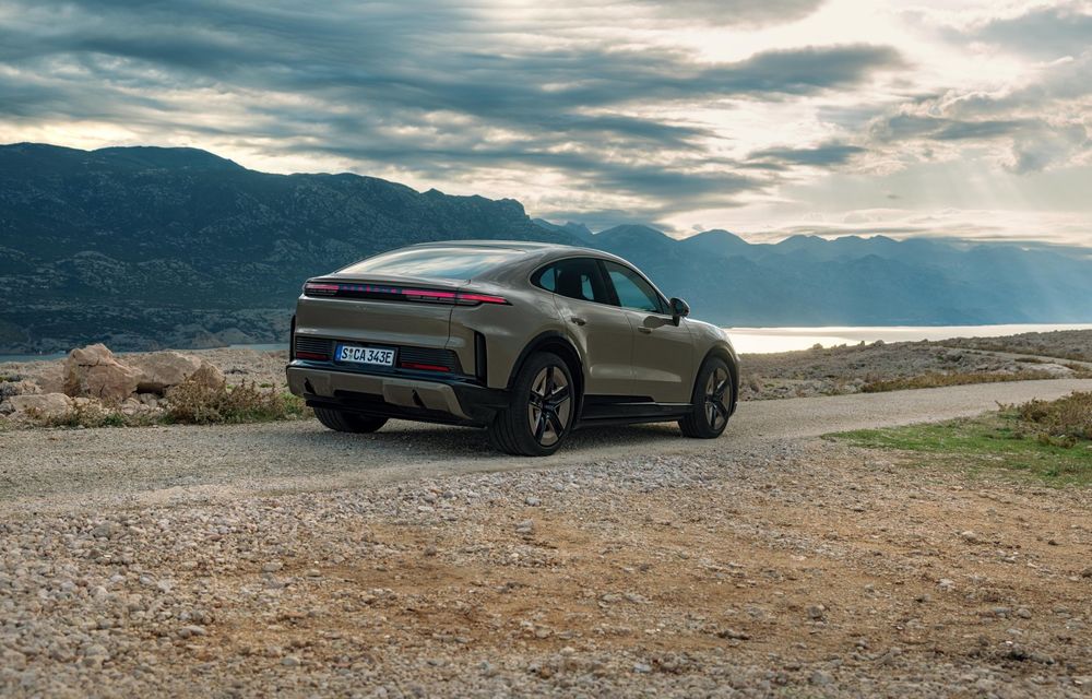Noul Porsche Cayenne Coupe Electric: până la 1.156 CP și 809 km autonomie - Poza 11