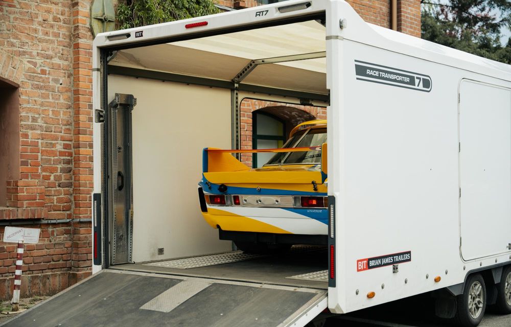 Primul BMW Art Car a fost prezentat în România: 3.0 CSL pictat de Alexander Calder - Poza 8