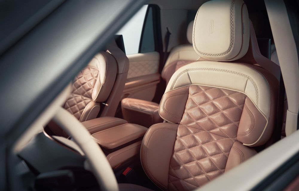 Lincoln: model unicat Navigator creat special pentru Serena Williams - Poza 6