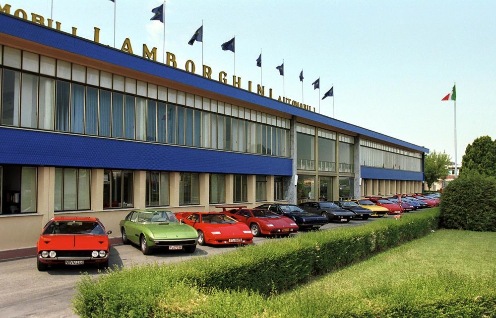 Lamborghini la aniversare: marca italiană împlinește 63 de ani - Poza 5