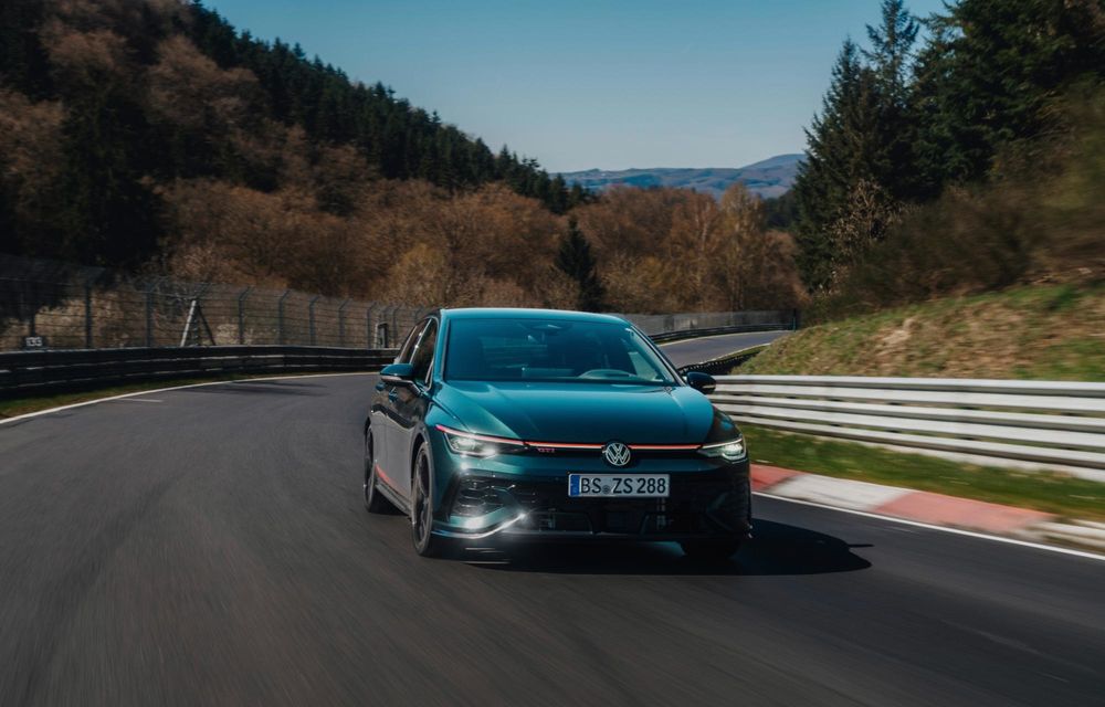 VW Golf GTI Edition 50, cea mai rapidă mașină cu tracțiune față pe Nurburgring - Poza 4
