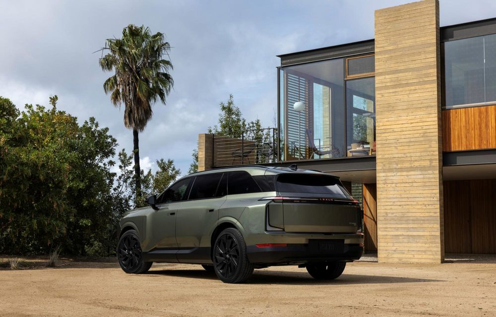 Noul Lexus TZ, primul SUV electric cu 6 locuri al mărcii: simulează sunetele unui motor V10 - Poza 22