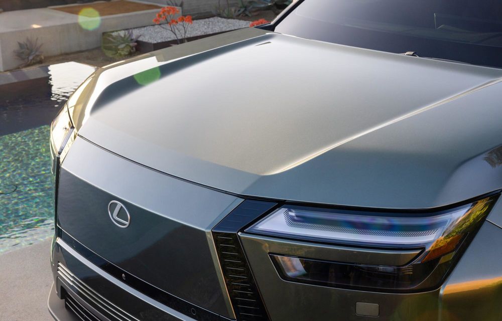 Noul Lexus TZ, primul SUV electric cu 6 locuri al mărcii: simulează sunetele unui motor V10 - Poza 25
