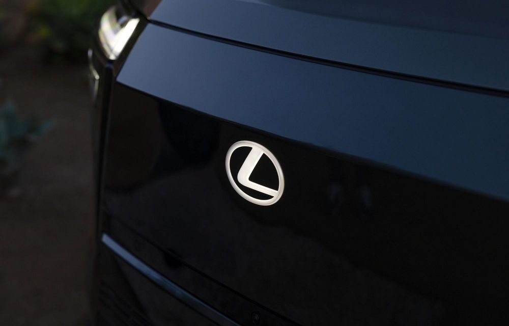 Noul Lexus TZ, primul SUV electric cu 6 locuri al mărcii: simulează sunetele unui motor V10 - Poza 27