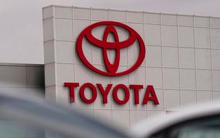 Toyota se așteaptă la pierderi de 4.3 miliarde de dolari din cauza războiului din Iran