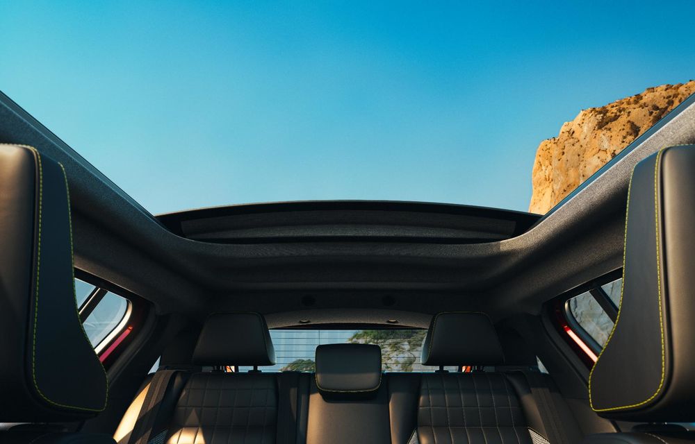 Noul Renault 4 Plein Sud: versiune cu plafon retractabil din pânză - Poza 6