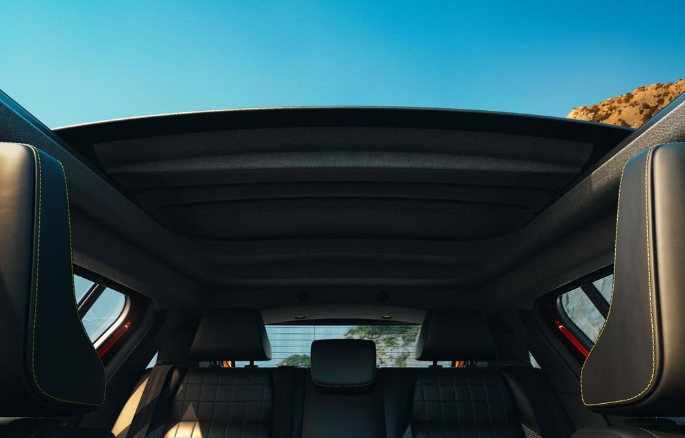 Noul Renault 4 Plein Sud: versiune cu plafon retractabil din pânză - Poza 8