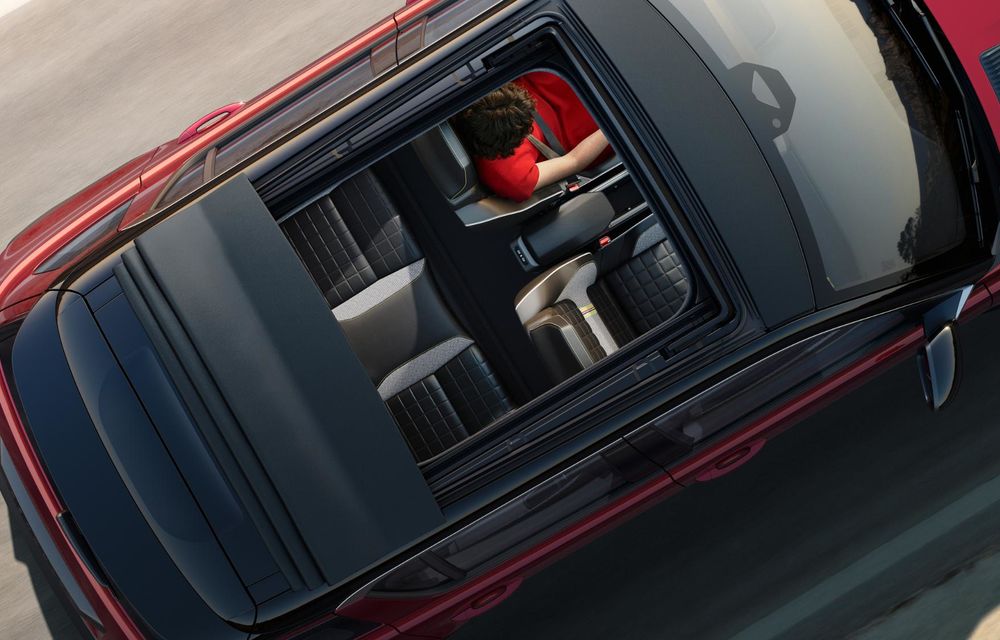 Noul Renault 4 Plein Sud: versiune cu plafon retractabil din pânză - Poza 11