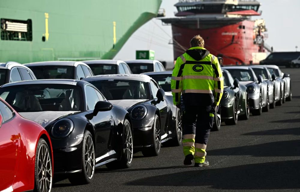 Porsche reduce peste 500 de locuri de muncă și închide trei subsidiare - Poza 2