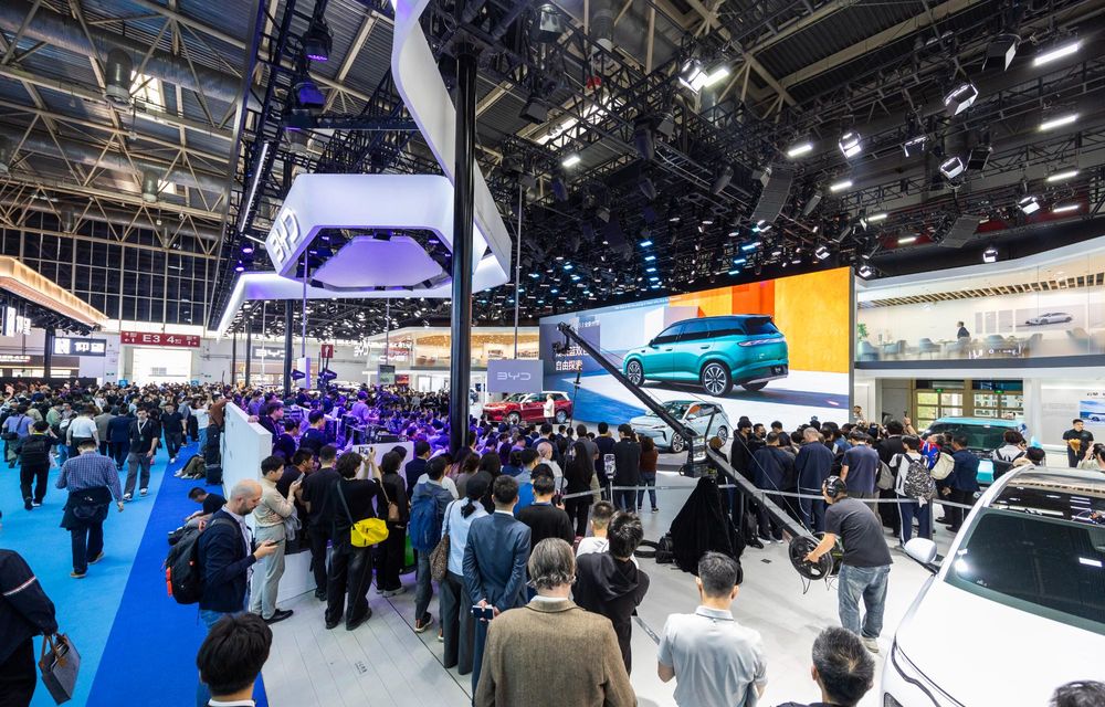BYD și viitorul mobilității de familie: conceptul Ocean-V, prezentat la Beijing - Poza 3 BYD și viitorul mobilității de familie: conceptul Ocean-V, prezentat la Beijing - Poza 3