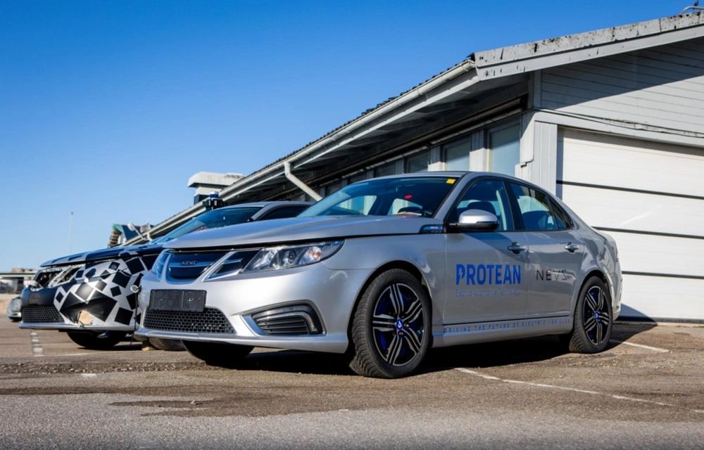 Ultimele exemplare Saab construite, scoase la licitație - Poza 4