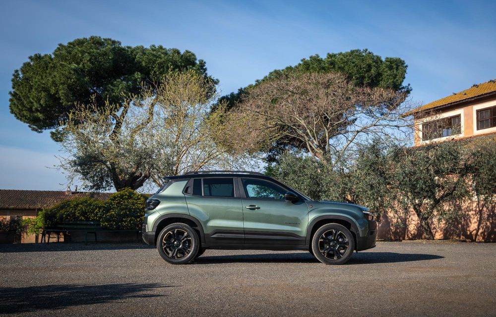 Noul Jeep Avenger facelift: design revizuit și motorizare nouă - Poza 84