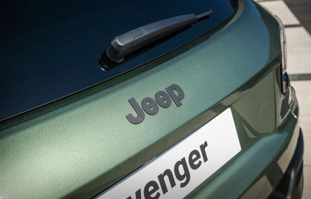 Noul Jeep Avenger facelift: design revizuit și motorizare nouă - Poza 23