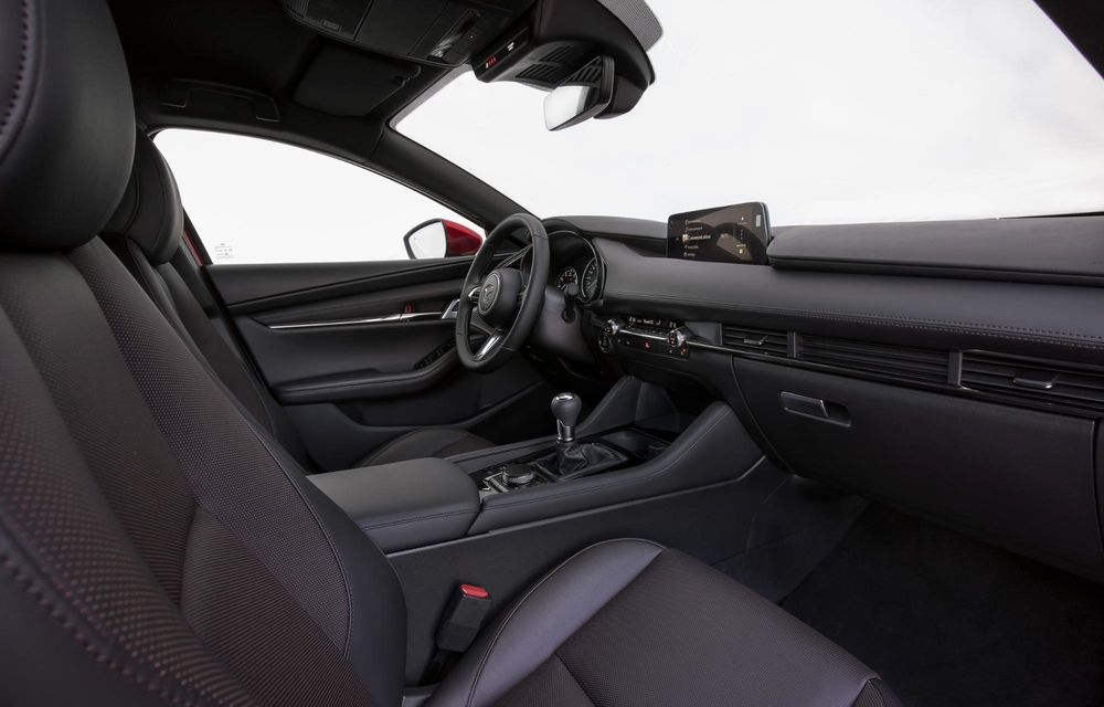 Noutăți pentru Mazda3: faruri LED Matrix și sistem care detectează motociclete - Poza 5