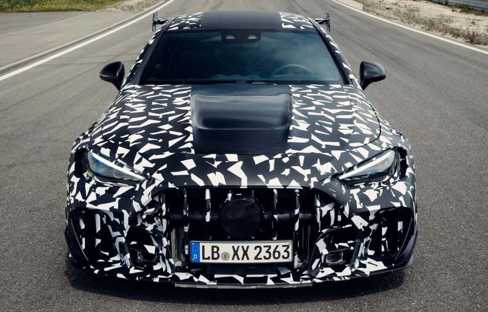 Mercedes-AMG: imagini noi cu un viitor model de performanță Mythos - Poza 2 Mercedes-AMG: imagini noi cu un viitor model de performanță Mythos - Poza 2