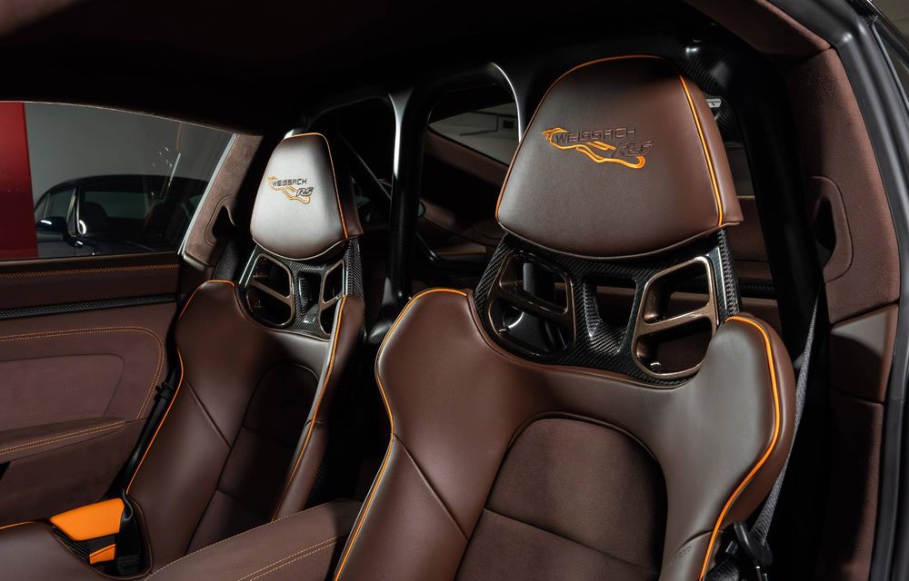 Porsche dezvăluie un nou 911 GT3 RS Sonderwunsch cu fibră de carbon maro - Poza 8