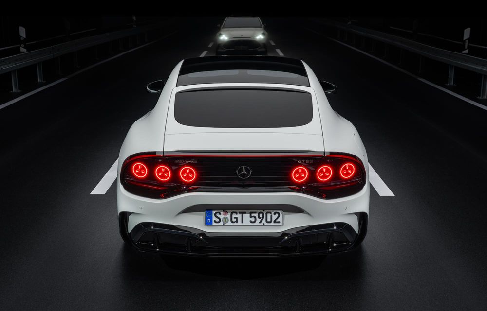 Noul Mercedes-AMG GT 4-Door Coupe: model electric cu 1170 CP - Poza 40