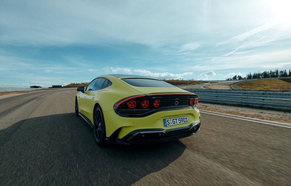 Noul Mercedes-AMG GT 4-Door Coupe: model electric cu 1170 CP - Poza 27