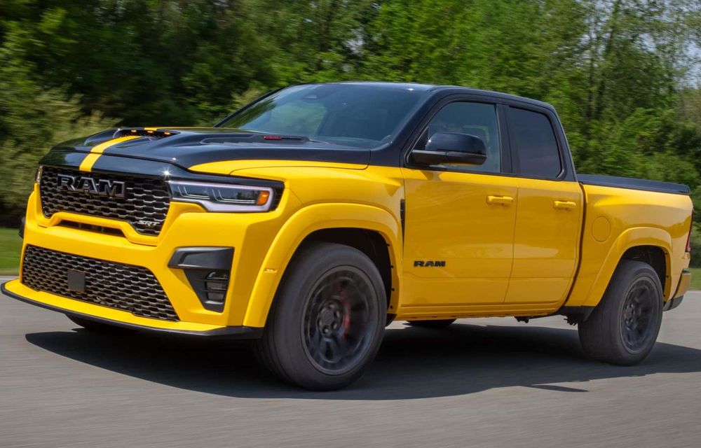 Noul Ram 1500 Bumble Bee: pick-up de performanță cu motor V8 de 777 CP - Poza 2 Noul Ram 1500 Bumble Bee: pick-up de performanță cu motor V8 de 777 CP - Poza 2