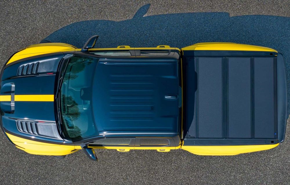 Noul Ram 1500 Bumble Bee: pick-up de performanță cu motor V8 de 777 CP - Poza 6 Noul Ram 1500 Bumble Bee: pick-up de performanță cu motor V8 de 777 CP - Poza 6